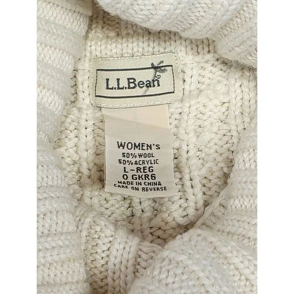 L.L. Bean Women's Cream Wool Blend Classic Cable Knit Turtleneck Sweater Large - Picture 5 of 6